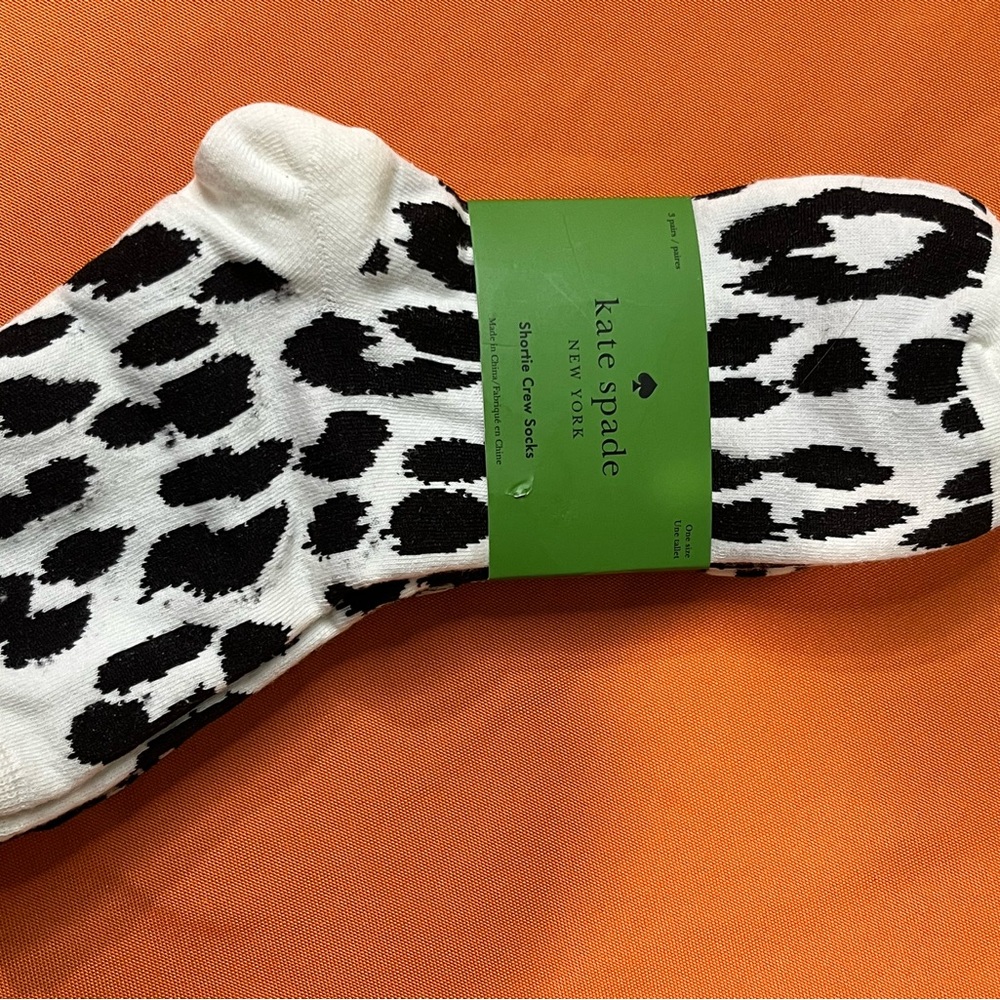 6/$25
Kate Spade Monochrome Animal Print and stripes Crew Socks 3 pack - Picture 11 of 11